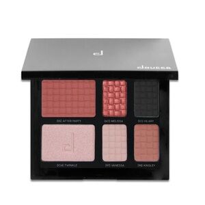 Doucce Eyeshadow Palette - On The Go